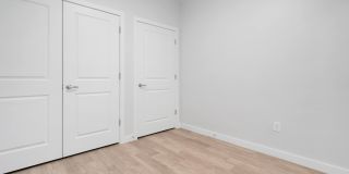 Crossline Gallery 31