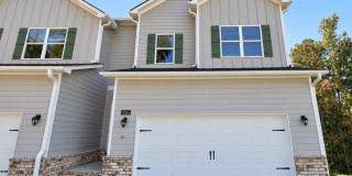 Now Leasing: Spacious 4-Bedroom Townhomes in Oakwood Gallery 1