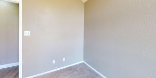 Open Floor Plan! Gallery 21