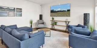Luxurious Studios with Rooftop Deck and Secured Entry! Gallery 18