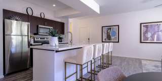 Avora Gallery 38