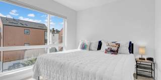 Stunning 3-bedroom, 4-bathroom townhouse! Gallery 20