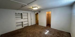 Beautiful 5 Bedroom, 2 Bath in Prime Location Near Campus Beautiful 5 Bedroom, 2 Bath in Prime Location Near Campus Gallery 29