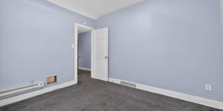 $1550 4 bedroom Gallery 22