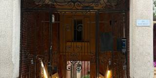 Welcome to Urban Elegance in the Heart of Historic Old City, Philadelphia. Gallery 18