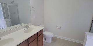 Spacious 4BR Home in Waterlyn in Mooresville Gallery 15