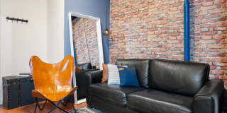 478 9th Ave Gallery 8