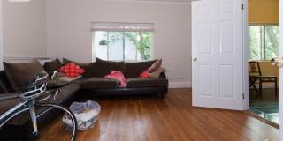 Gorgeous Brighton Townhouse (<$1000 per person!!) available 9/1/26 Gallery 5