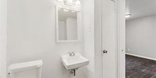 Pinewood Townhomes Gallery 18