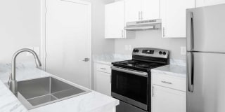 Kenwood Club at the Park Gallery 1