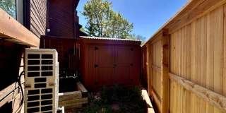 Beautiful & Bright 2-Bedroom + Office Corner Condo in North Boulder Gallery 16