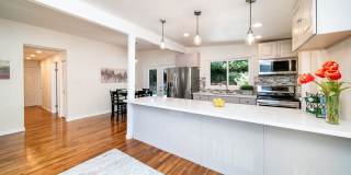 Newly Remodeled 3 Bed 1 Bath Rambler in Bellevue Newly Remodeled 3 Bed 1 Bath Rambler in Bellevue Gallery 10