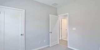 116 W Amelia Ave Gallery 14