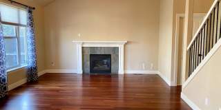 Warm & Inviting Home with Bonus Den in Prime SW Bend Location Gallery 15