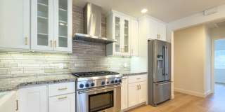 Resort Style 3Bed/3Bath in Northridge! Gallery 14