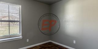 3200 North 17th Street - 2 Gallery 17