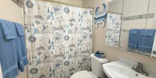 Garden City - 1 Bedroom / 1 Bathroom Fully Furnished Condo Gallery 9