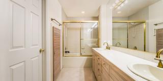Charming Guard-Gated Southwest Las Vegas Townhome with Fireplace & Golf Course Views! Gallery 19