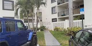 9731 Fontainebleau Blvd Gallery 16