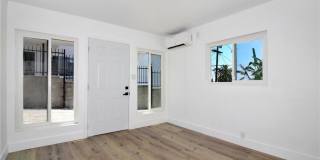 631 N Benton Way 1/2 Gallery 2