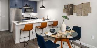 903 Peachtree Gallery 4