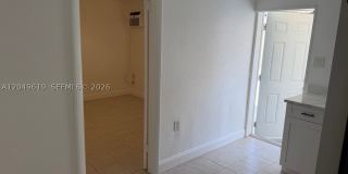 219 SW 21st Ave Gallery 1