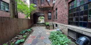 1 Hillside Avenue Gallery 28