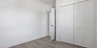 723 Ivan Avenue S Gallery 27