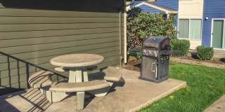 Two Bedroom, One Bath, 2nd Floor - End of Winter Special - Second Month Free! Gallery 72