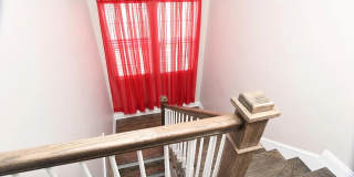 Room in 4 Bedroom Home at S Person St Gallery 19