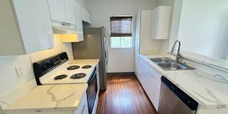 2 Bedroom | 1 Bathroom | 2 Parking Stalls Gallery 1