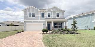 Spacious 4BR Home with Office, Loft & Lake Views Gallery 1