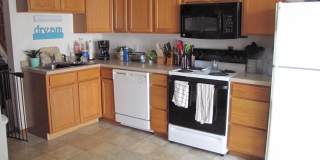 Convenient Location  *2Bed/1.5Bth plus Loft* Townhome in Apple Valley. Avail Sept. 1 Gallery 6