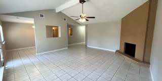 North Austin Home - Great Area and Ready NOW! Gallery 5