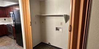 Stunning & Spacious 2 BR / 2.5 BA Townhome – Move-In Ready! Gallery 18