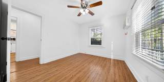 5225 De Longpre Ave. Gallery 33