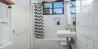 3159 Thatcher Ave Gallery 25