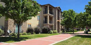 HONEY! Stop Scrolling! Luxury Centerville Stunner! Gallery 1