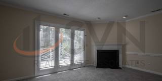 Charming 2BR & 2.5BA Townhome with Dual Primary Suites in Woodstream Glen Gallery 10