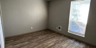 1516 N. Brook Ct. Gallery 23