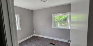 2 Bedroom House Gallery 10