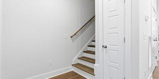 2923 Pretty Lake Avenue Gallery 19
