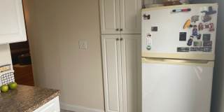 Stunning 2 bed , Free Month/No fee Exposed brick, Central AAC, Porch Super Sunny Awesome layout!  12.1 ot 10.1.2026 Gallery 5