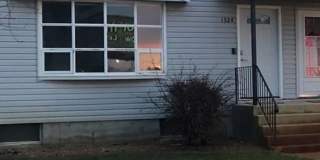 Lovely, Updated Townhome for Rent Gallery 1