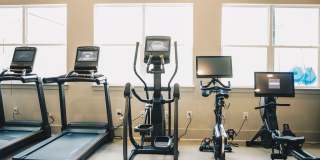 Woodlands Creekside Gallery 24