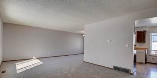 4 bedroom, 3 bath home with 2 car garage Gallery 9