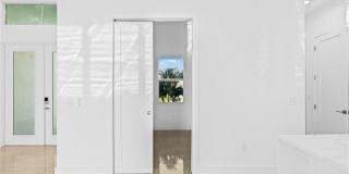821 NW 37th Place Gallery 21