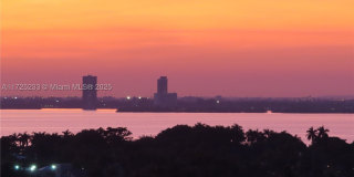 5701 Collins Ave Gallery 20