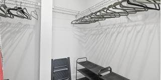 240 E Jefferson St Gallery 31