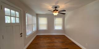 3 Bed 2 Bath Cottage in Midtown! Gallery 10